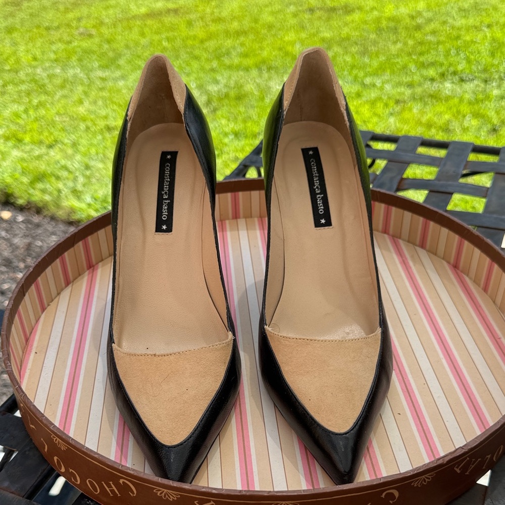 Constance basto  Black leather and Tan suede Heels